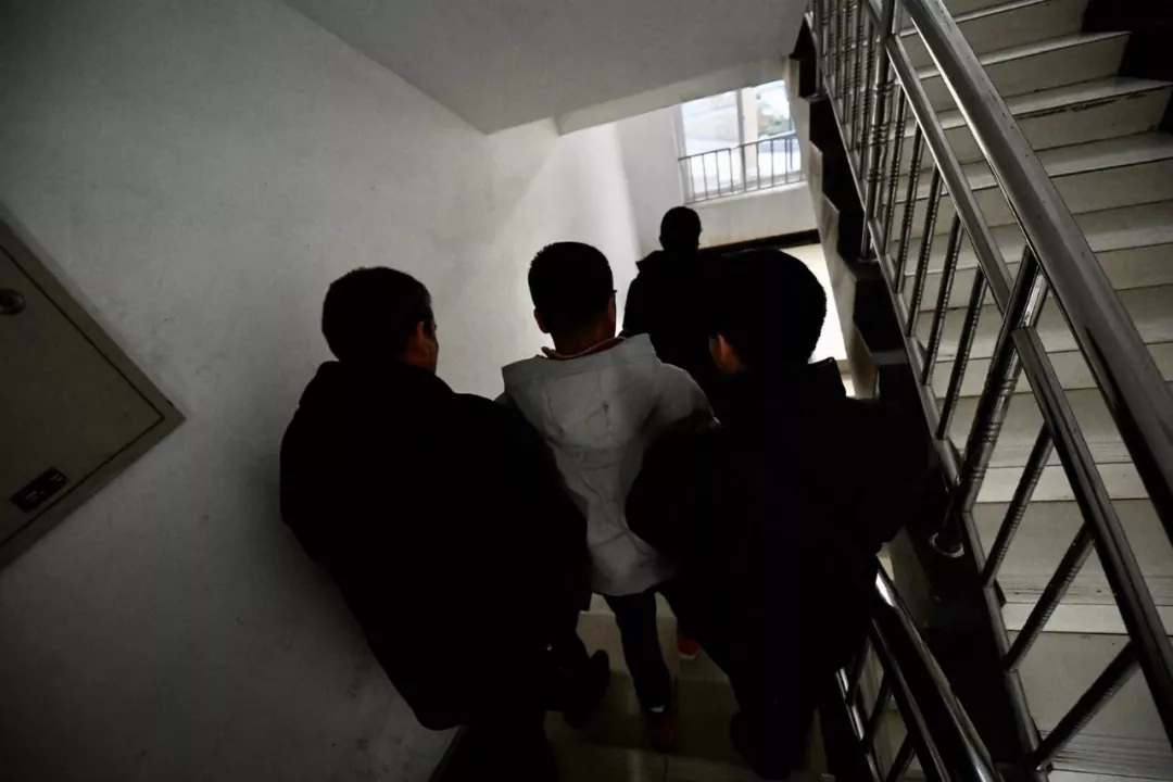 2.webp.jpg 2.webp.jpg